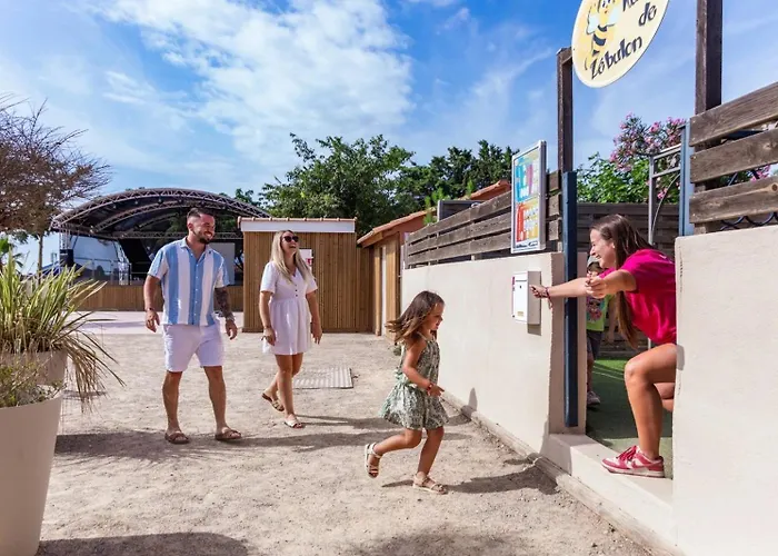 Zecamping 4 Familial 1Km Plage Parc Aquatique Mobil-Home Tv Clim 31M2 4* Valras-Plage