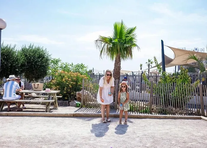 Zecamping 4 Familial 1Km Plage Parc Aquatique Mobil-Home Tv Clim 31M2 4*