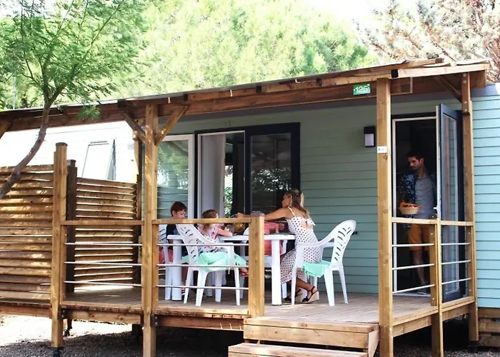 Zecamping 4 Familial 1Km Plage Parc Aquatique Mobil-Home Tv Clim 31M2 4*